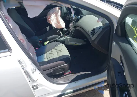 2012 Chevrolet Cruze Ls z USA, uszkodzony, nr VIN 1G1PC5SH7C7298444